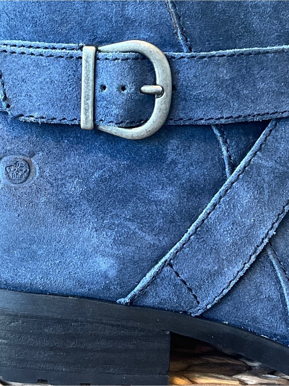NWT Børn Trinculo Suede Leather Ankle Booties Blue Size 7 Born - Picture 2 of 8